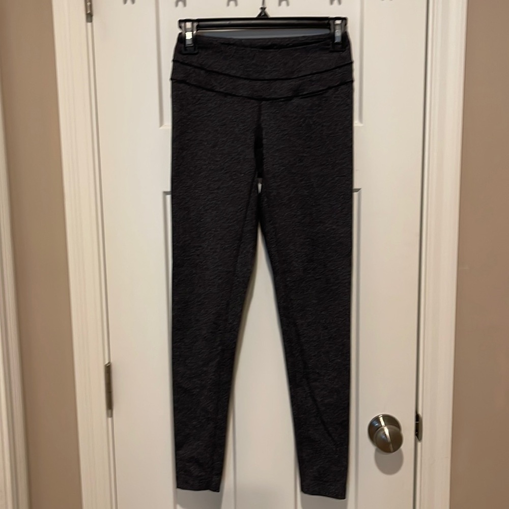 Lucy Heather gray leggings, size small